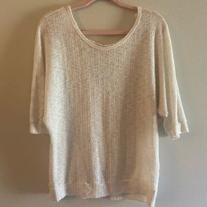 Lightweight, half sleeve sweater